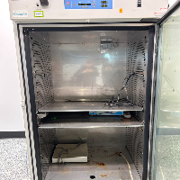 Thermo Reach-In CO2 Incuabtor image 3